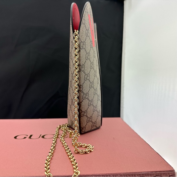 Gucci Valentine's Day Small Heart Bag NEW WITH DUSTBAG - Picture 13 of 17